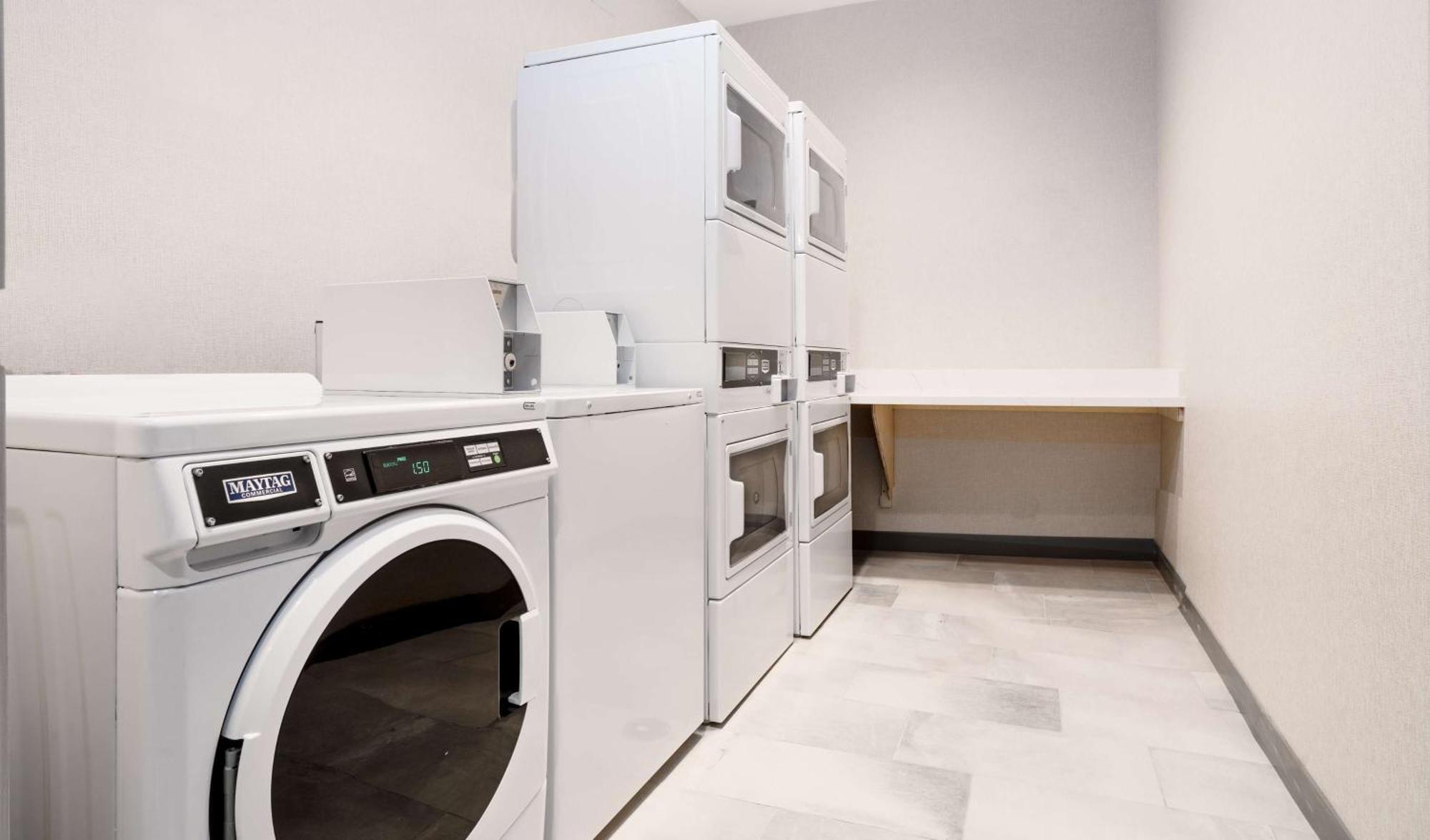 Hampton Inn Riverside March Air Force Base, Ca Ngoại thất bức ảnh